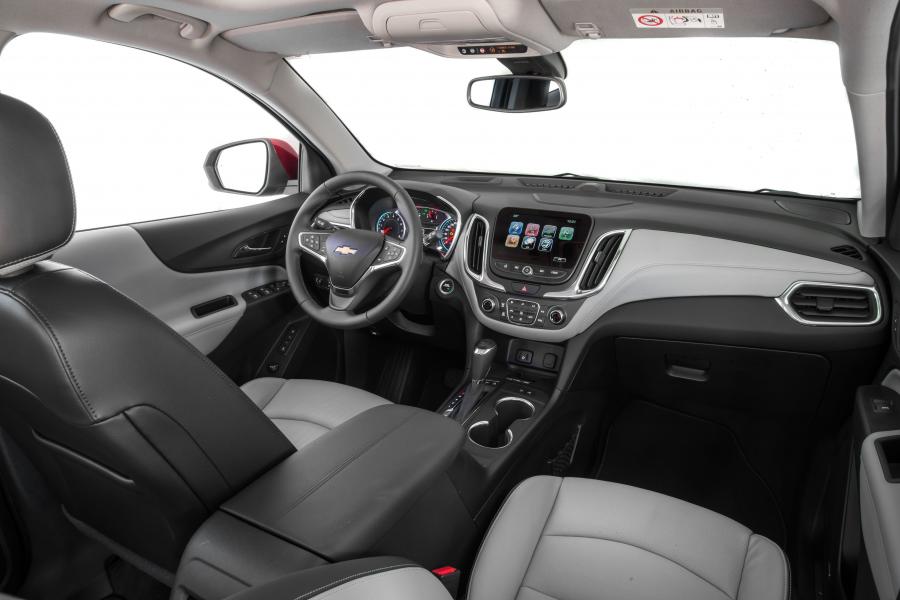 Торпедо Chevrolet Equinox Premier 2017 года  (LA) (фото 18 из 24)